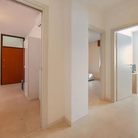 דירה Situato In Centro Storico A גארדה
